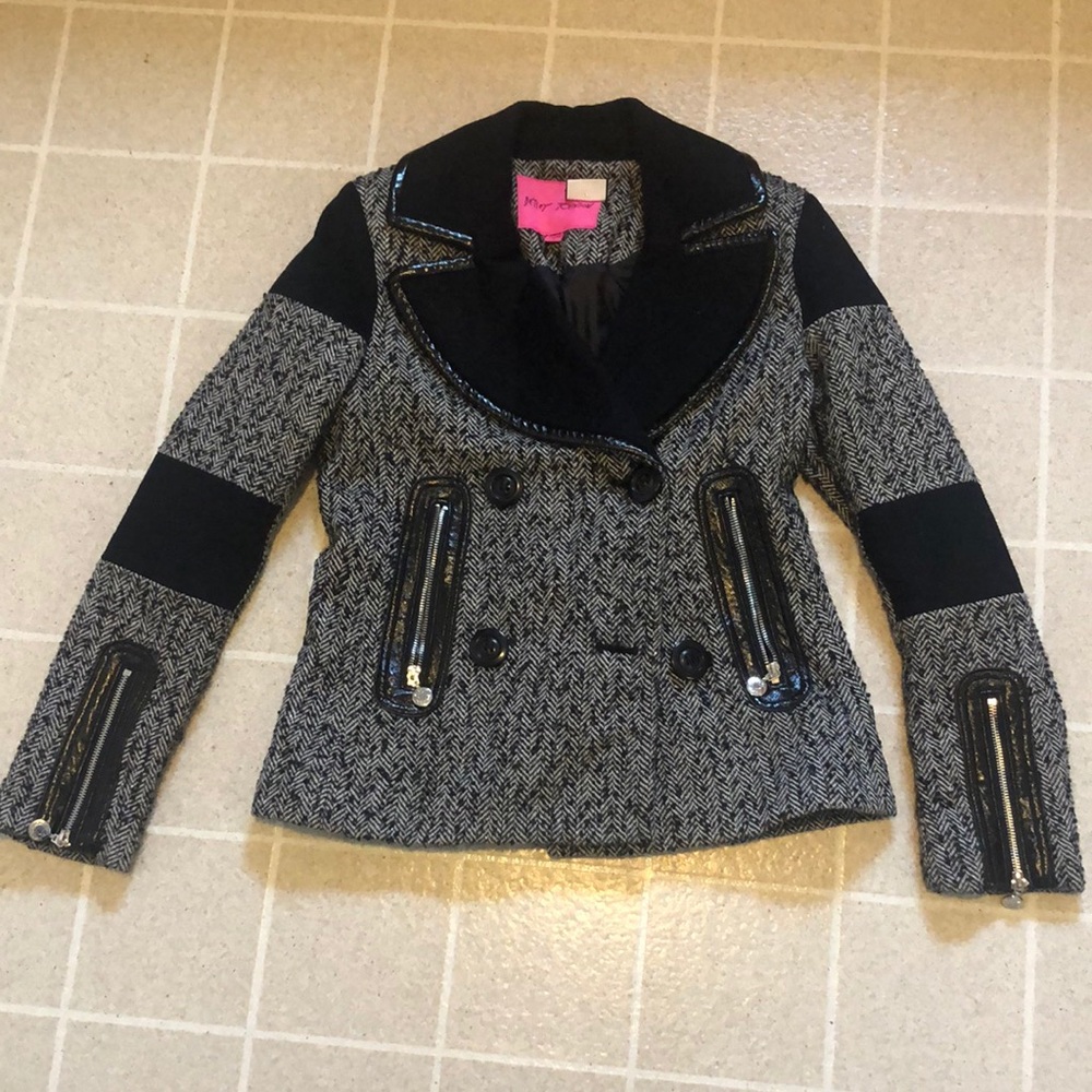 BETSEY JOHNSON COAT